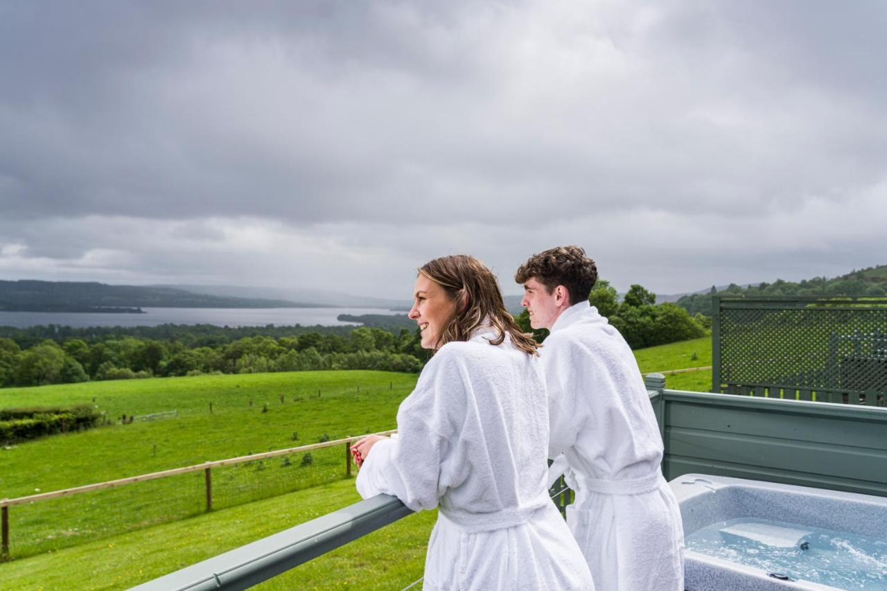 Bonnie Barns - Adults Only Luxury Lodges With Hot Tubs Luss Extérieur photo
