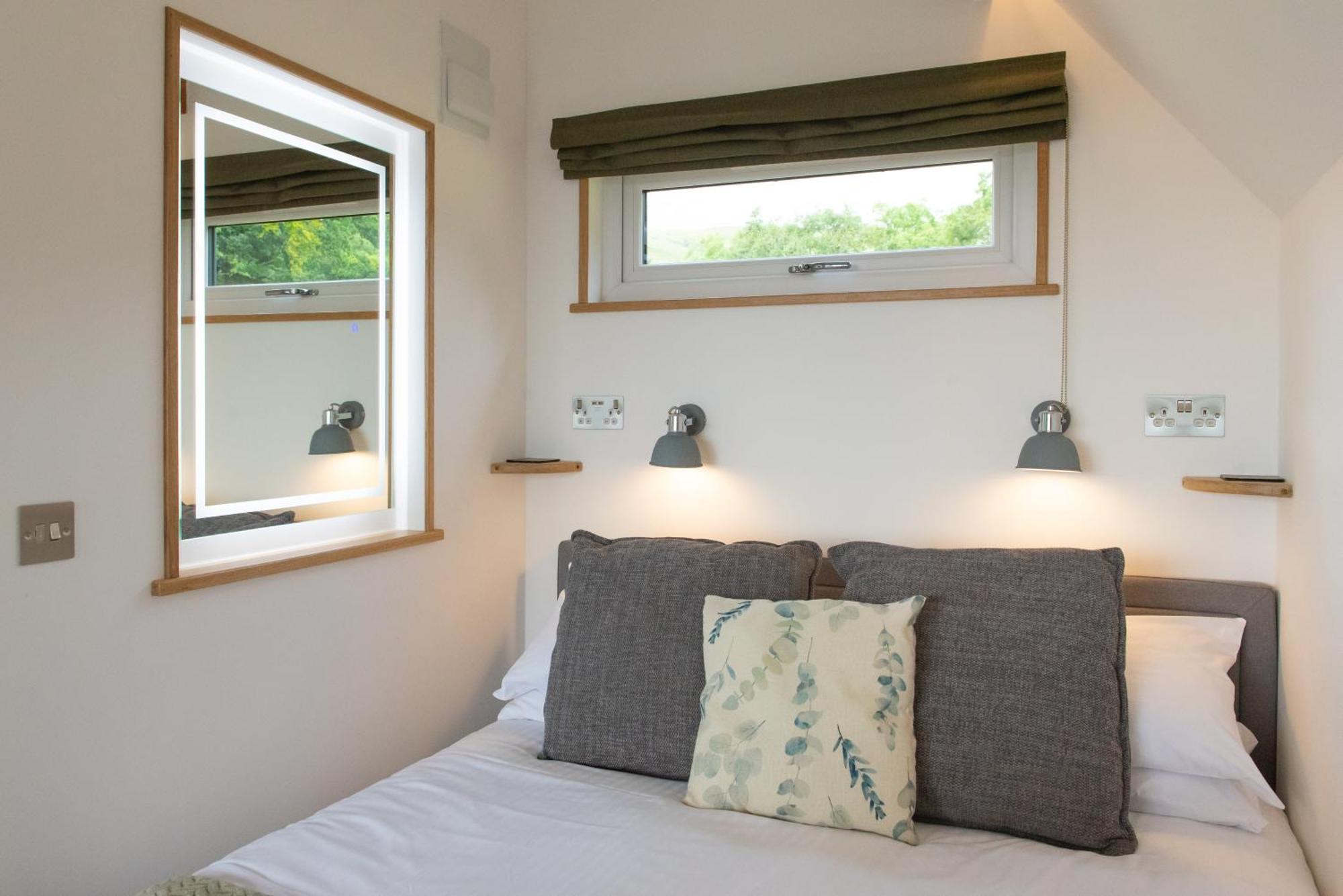 Bonnie Barns - Adults Only Luxury Lodges With Hot Tubs Luss Extérieur photo