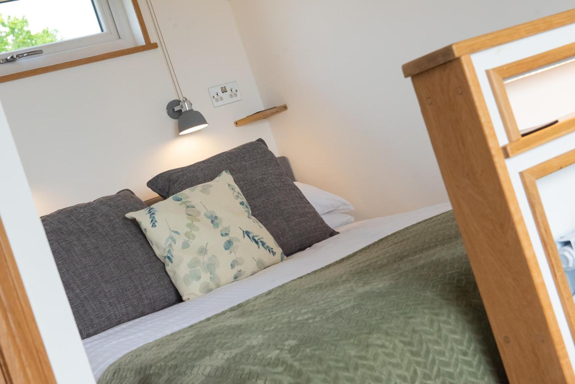 Bonnie Barns - Adults Only Luxury Lodges With Hot Tubs Luss Extérieur photo